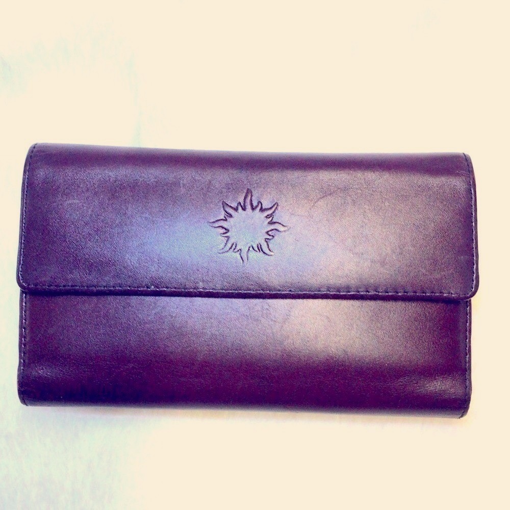 Vintage Leather Wallet Women OS Chocolate Brown Sun Embossed Kiss Lock Clutch